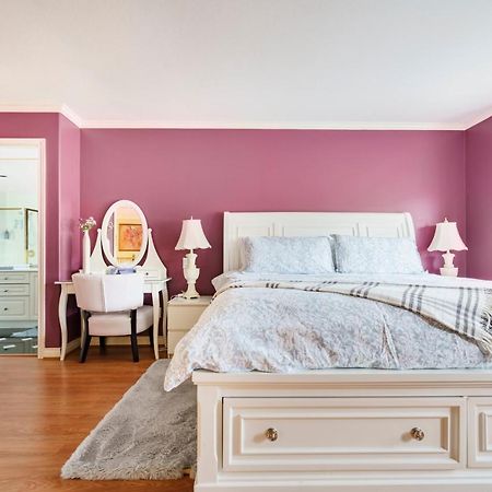 Fraser River Richmond Bed And Breakfast Екстериор снимка