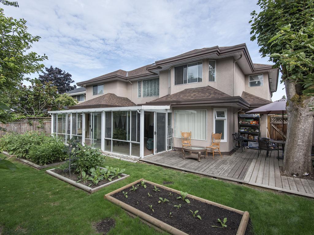 Fraser River Richmond Bed And Breakfast Екстериор снимка